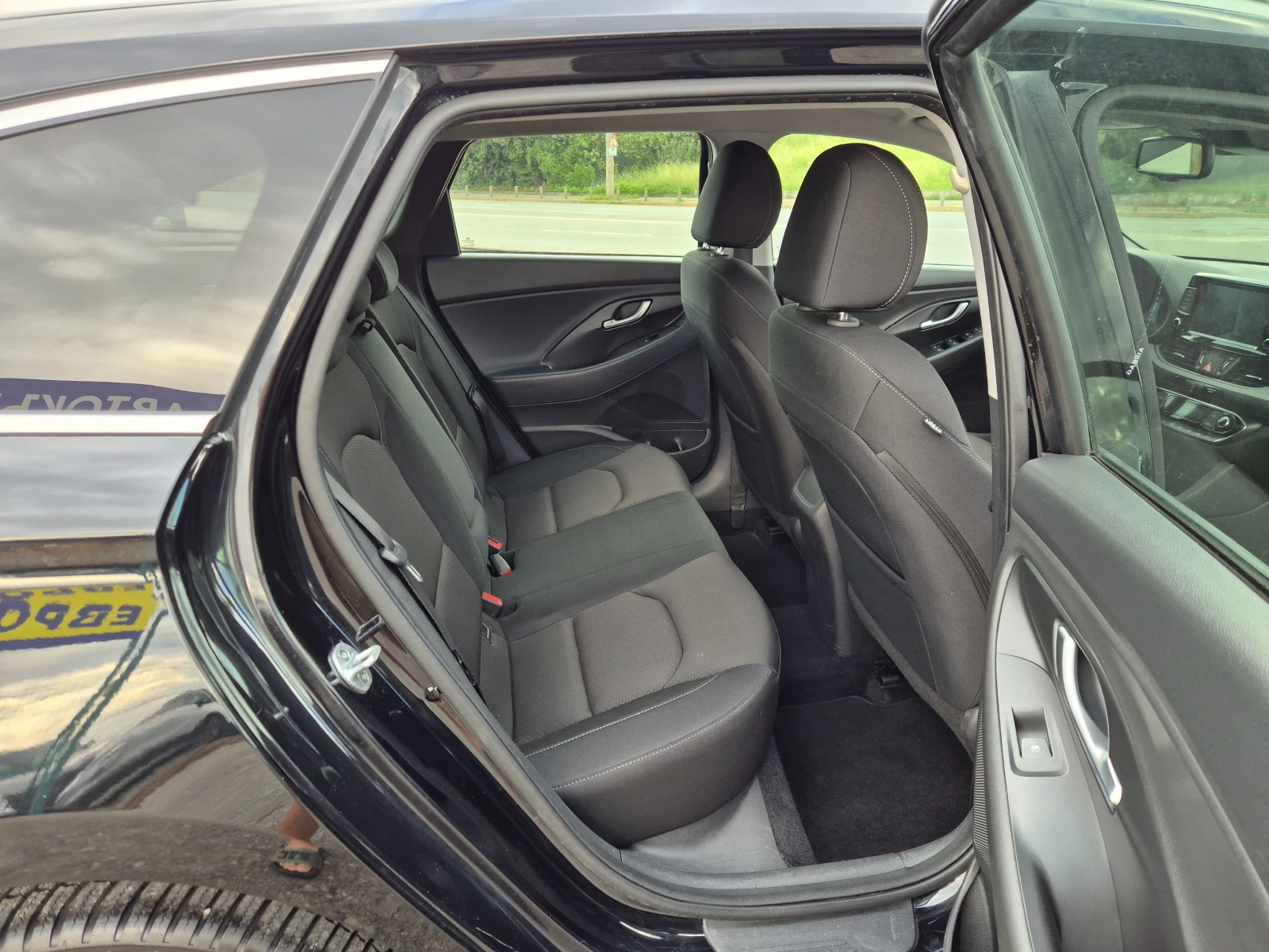 Hyundai I30 1.0i, снимка 10 - Автомобили и джипове - 55201947