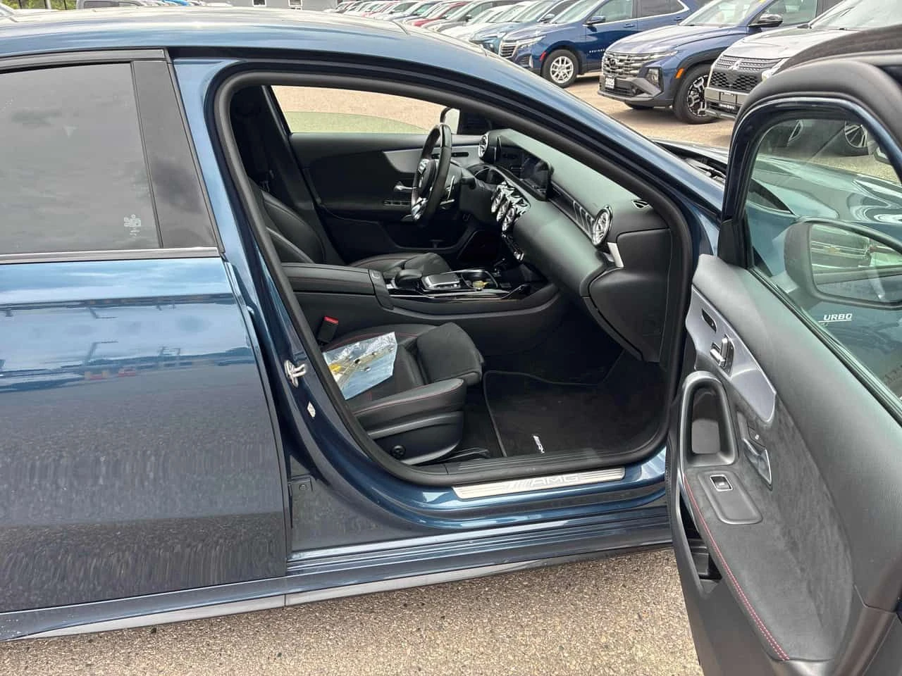 Mercedes-Benz A 35 * AMG * ���������� ��� ������������ ������*  | Mobile.bg � ����������� 11