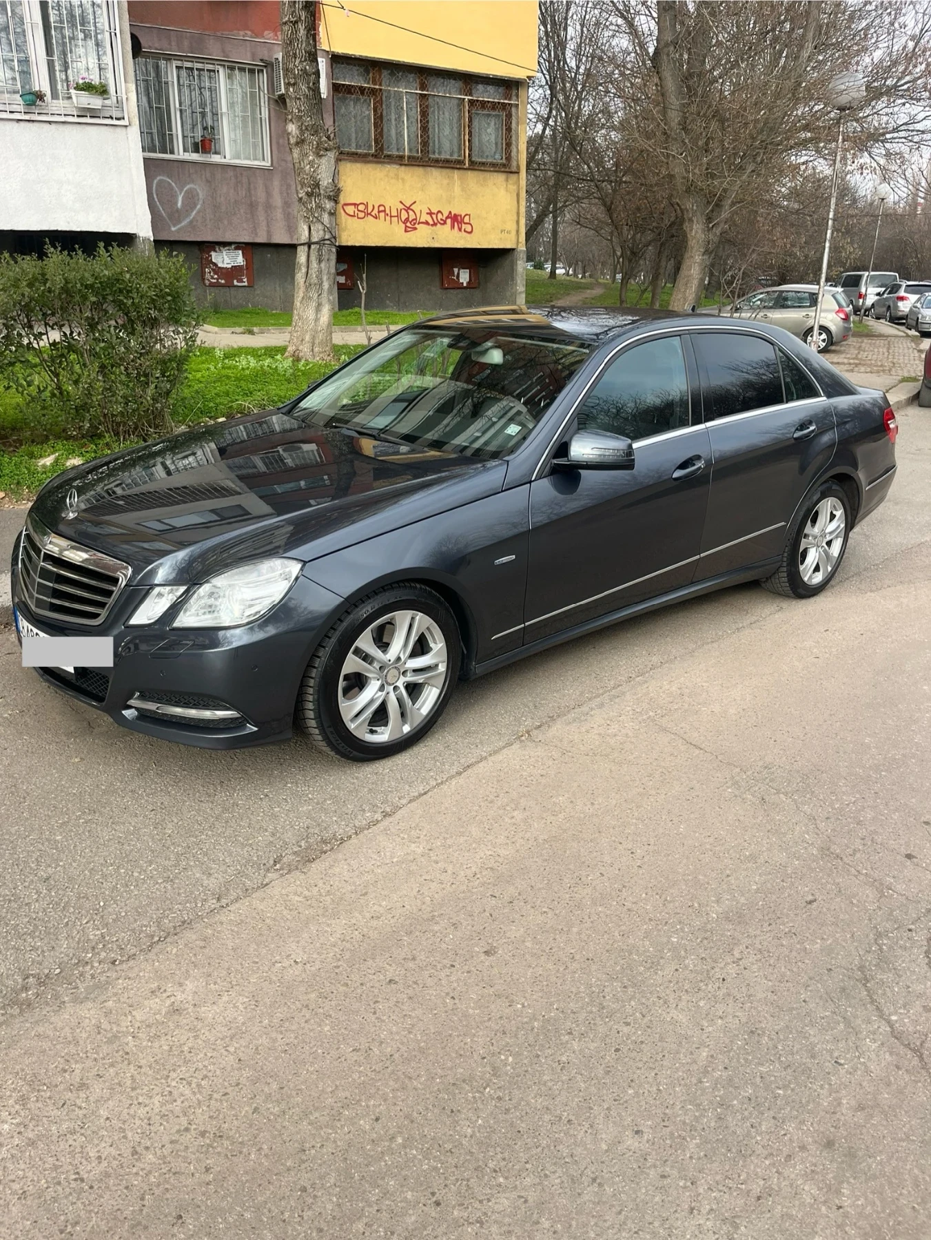 Mercedes-Benz E 350 Седан, снимка 6 - Автомобили и джипове - 55732978