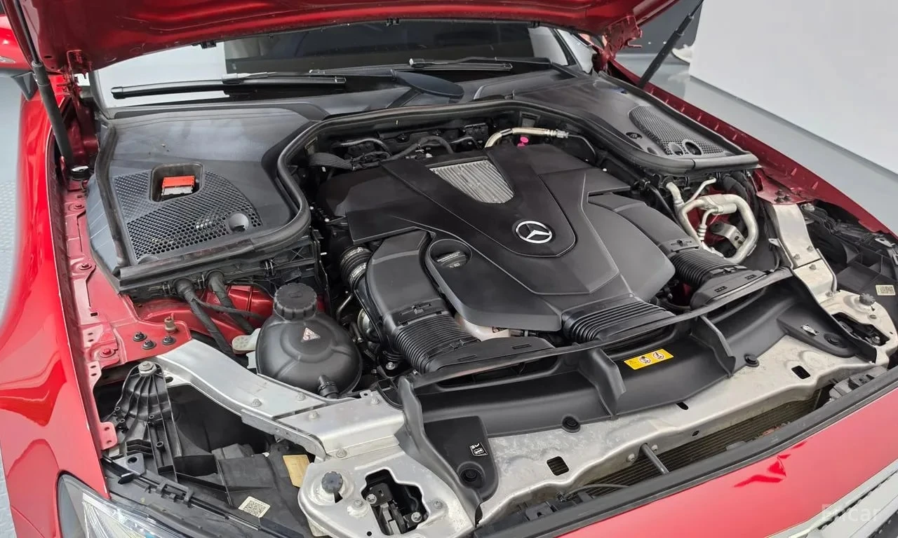Mercedes-Benz E 400 * АВТОКРЕДИТ БЕЗ ПЪРВОНАЧАЛНА ВНОСКА, снимка 16 - Автомобили и джипове - 55940187
