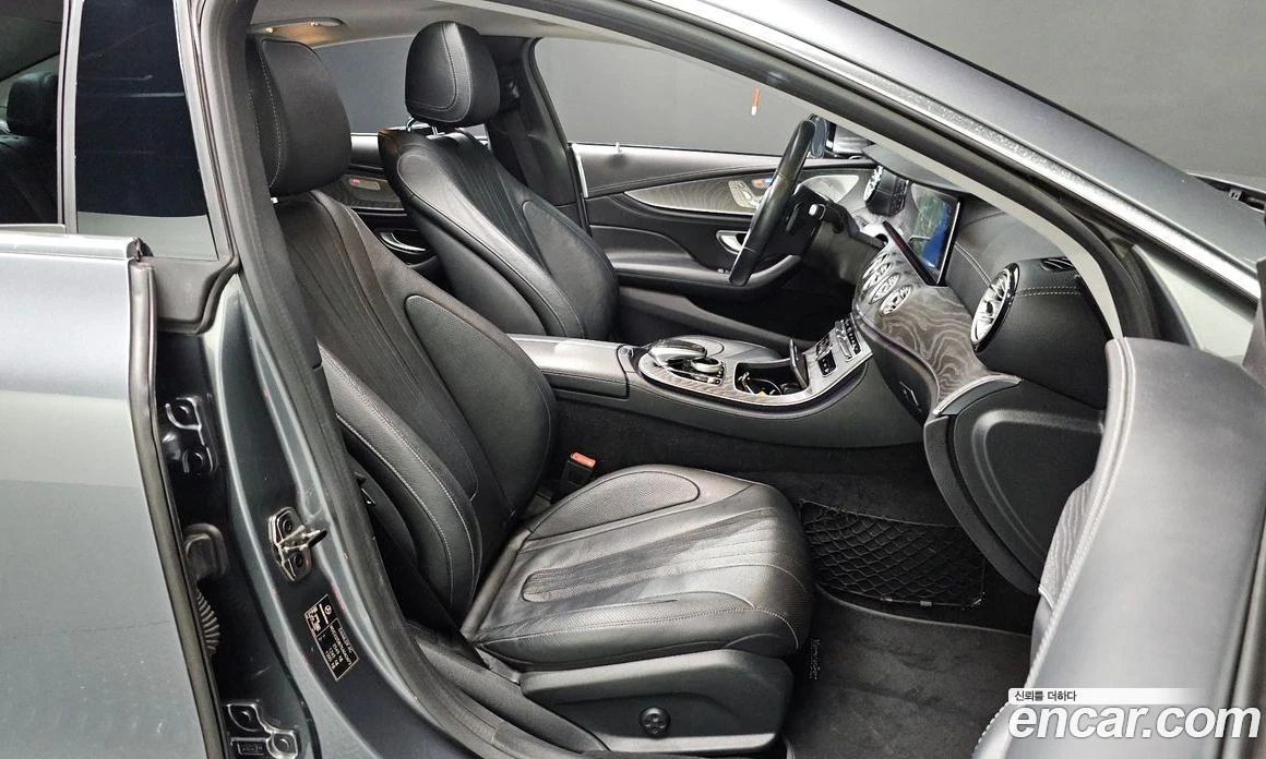 Mercedes-Benz CLS CLS400d 4MATIC, снимка 15 - Автомобили и джипове - 56116964