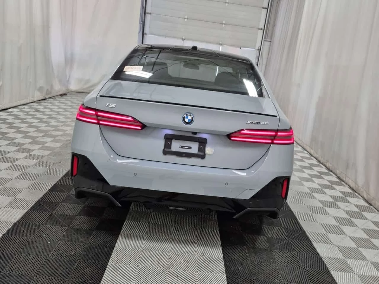 BMW i5 * XDRIVE40 * CARFAX * , снимка 17 - Автомобили и джипове - 56300755