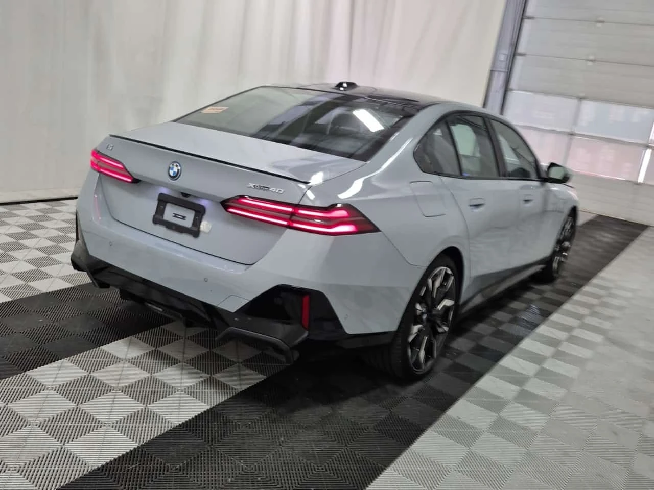 BMW i5 * XDRIVE40 * CARFAX * , снимка 3 - Автомобили и джипове - 56300755