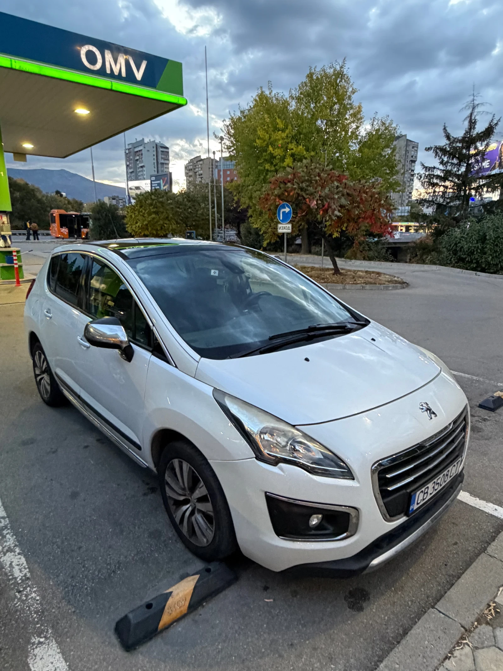 Peugeot 3008 1.6, снимка 2 - Автомобили и джипове - 56525573