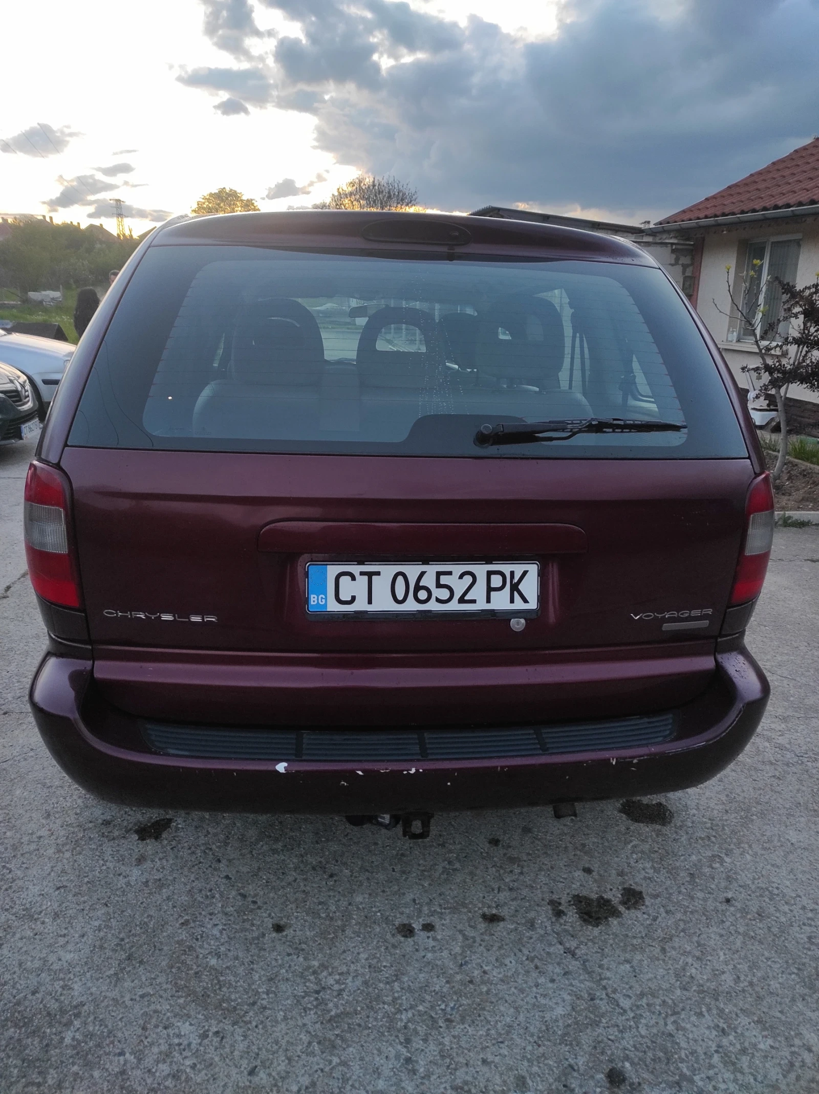 Chrysler Voyager 2.5 CRD TD, снимка 2 - Автомобили и джипове - 56696771