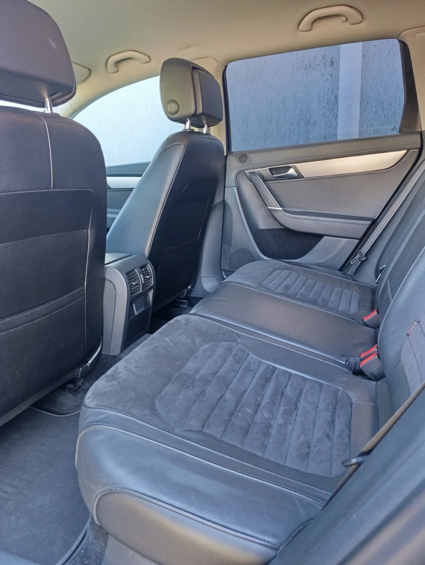 VW Passat, снимка 6 - Автомобили и джипове - 56742314