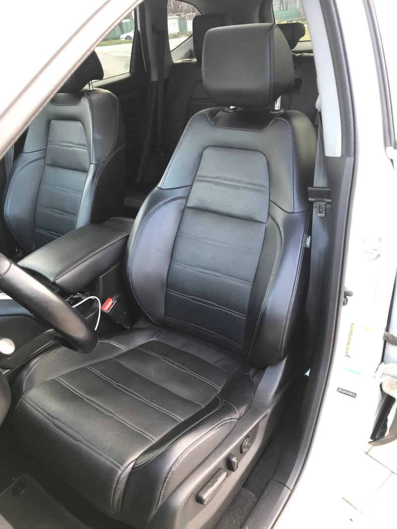 Honda Cr-v 1.5 Turbo TOURING 4X4 , снимка 13 - Автомобили и джипове - 53237378
