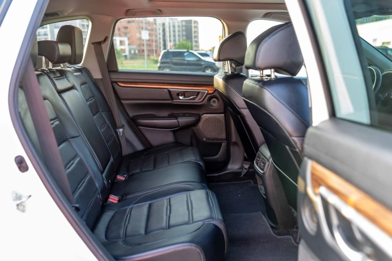 Honda Cr-v 1.5T PANORAMA/М* ТОЧКА/DISTRONIC/4X4 * ПРОМО ЦЕНА!, снимка 16 - Автомобили и джипове - 52999075
