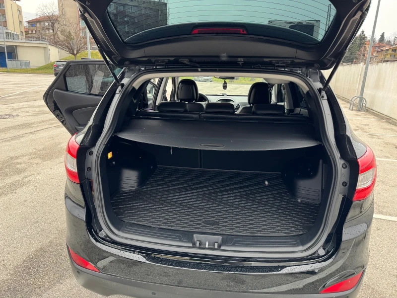 Hyundai IX35, снимка 11 - Автомобили и джипове - 53063228