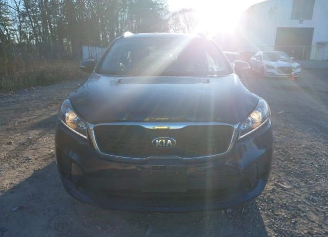 Kia Sorento LX AWD ФИКСИРАНА ЦЕНА ДО БЪЛГАРИЯ!, снимка 5 - Автомобили и джипове - 48097767