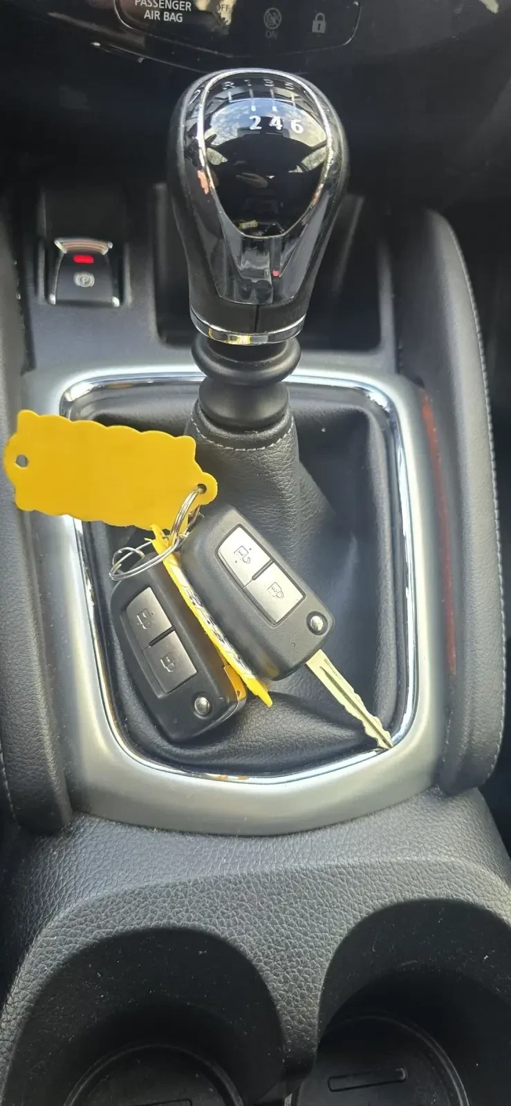 Nissan Qashqai 1.5 dci-110, снимка 13 - Автомобили и джипове - 54001167