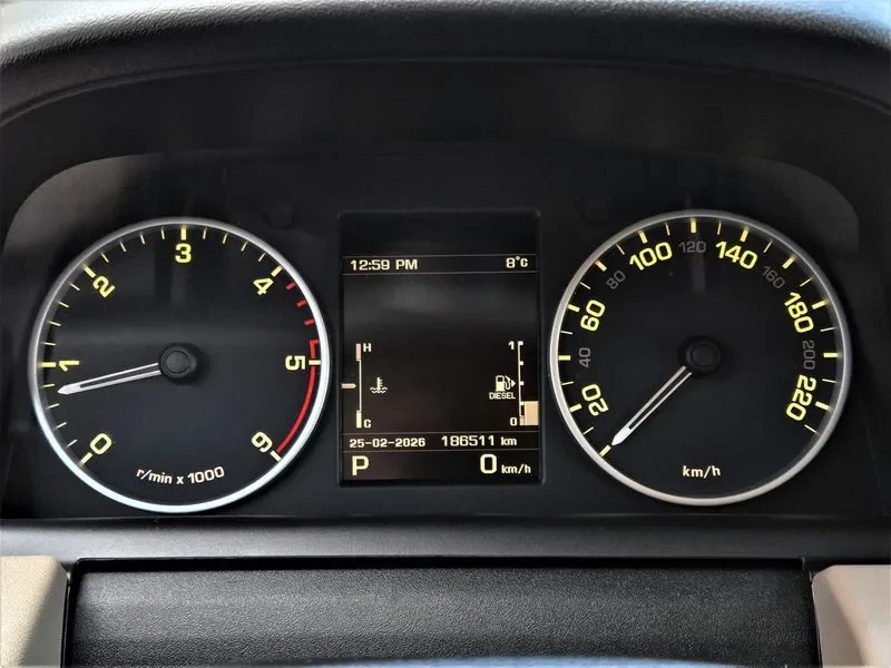 Land Rover Range Rover Sport 3.0D, снимка 9 - Автомобили и джипове - 54500517