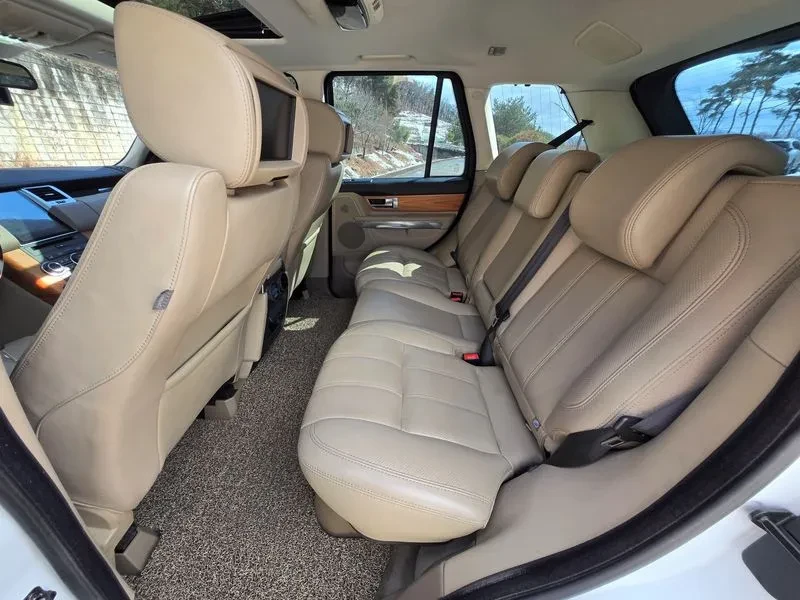 Land Rover Range Rover Sport 3.0D, снимка 16 - Автомобили и джипове - 54500517