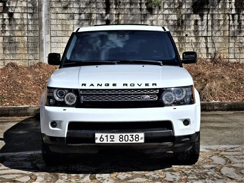 Land Rover Range Rover Sport 3.0D, снимка 4 - Автомобили и джипове - 54500517