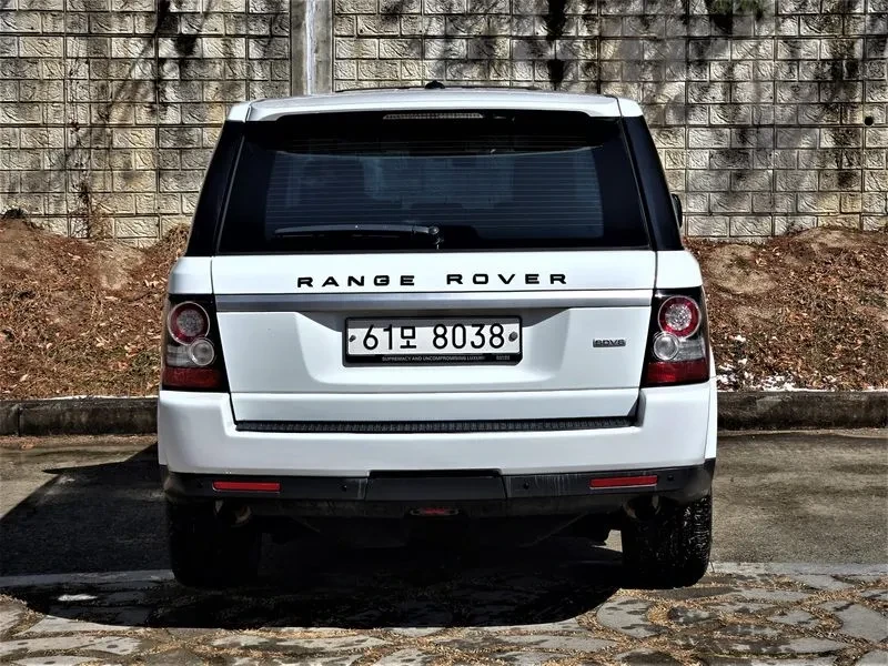Land Rover Range Rover Sport 3.0D, снимка 5 - Автомобили и джипове - 54500517