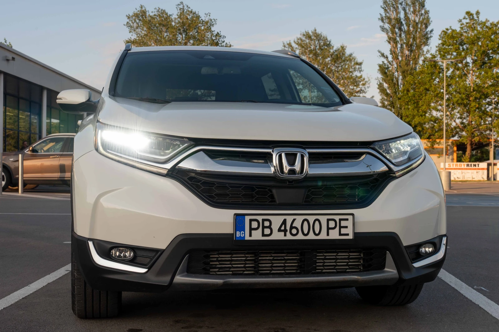 Honda Cr-v 1.5 Turbo TOURING AWD 4x4 - изображение 8