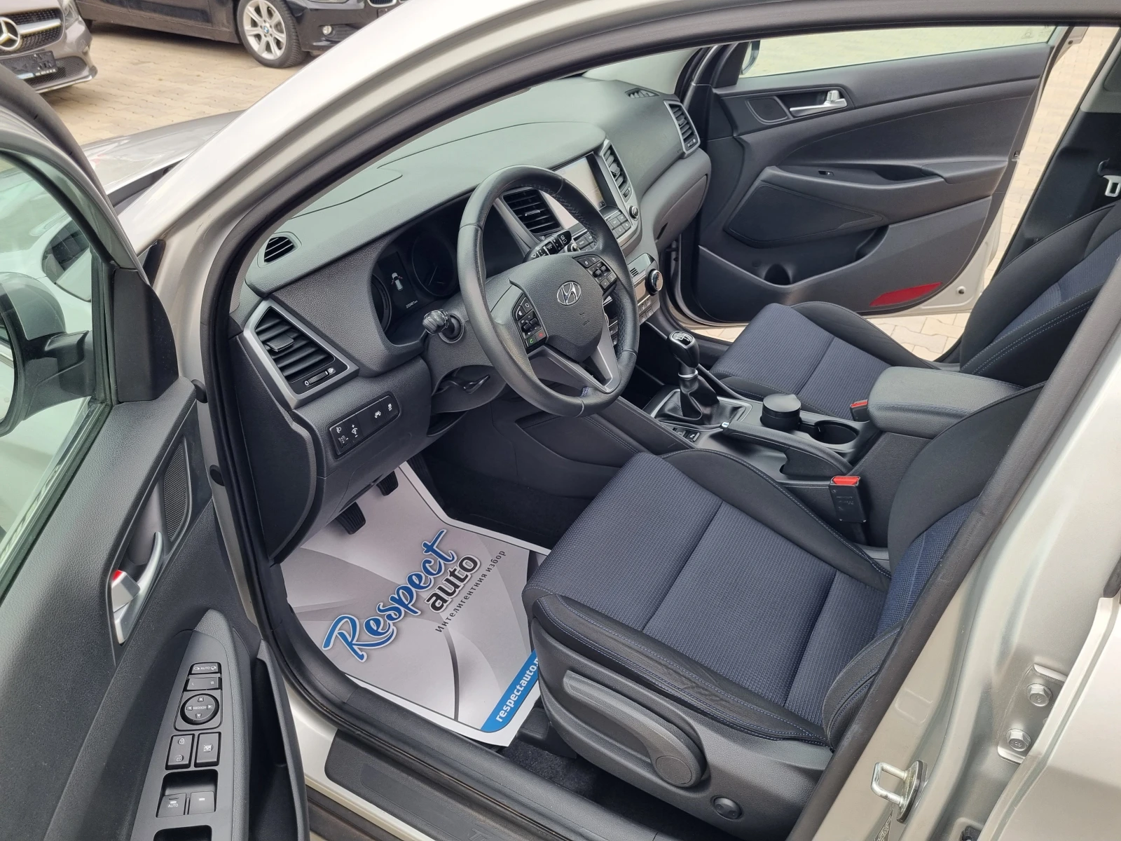 Hyundai Tucson 1.7CRDi-2017г. КАТО НОВ* СМЕНЕН СЪЕДИНИТЕЛ! - изображение 7