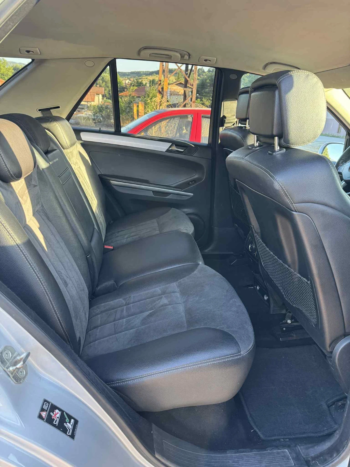 Mercedes-Benz ML 320  - изображение 4