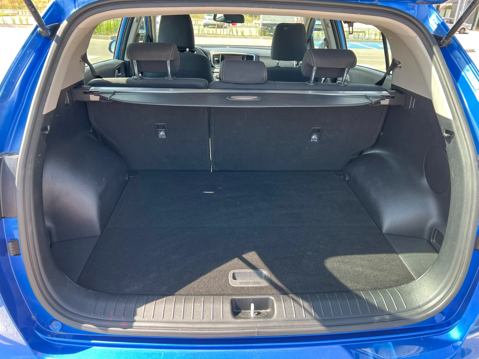 Kia Sportage 1.6 T-GDi 177 к.с. - изображение 8