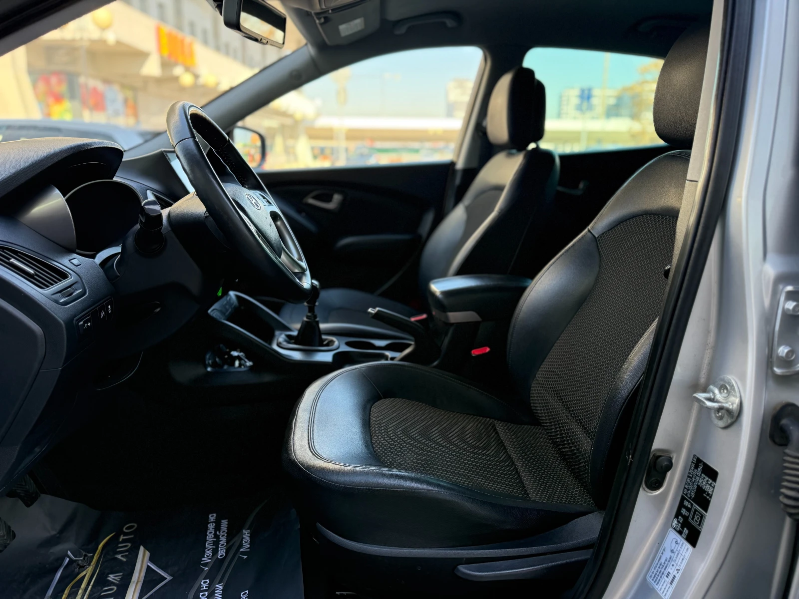 Hyundai IX35 6 МЕСЕЦА ГАРАНЦИЯ/2.0CRDI 136к.с. Кожа/Подгрев - изображение 7