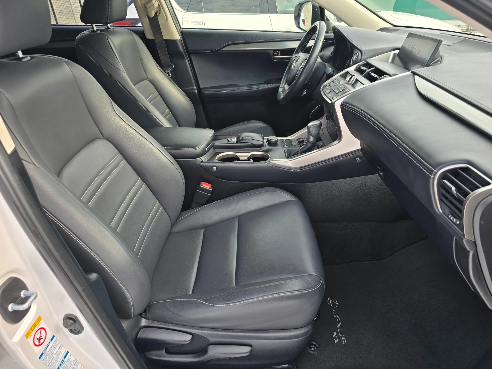 Lexus NX 300h 2.5/HYBRID/4X4/197H.P | Mobile.bg � ����������� 14