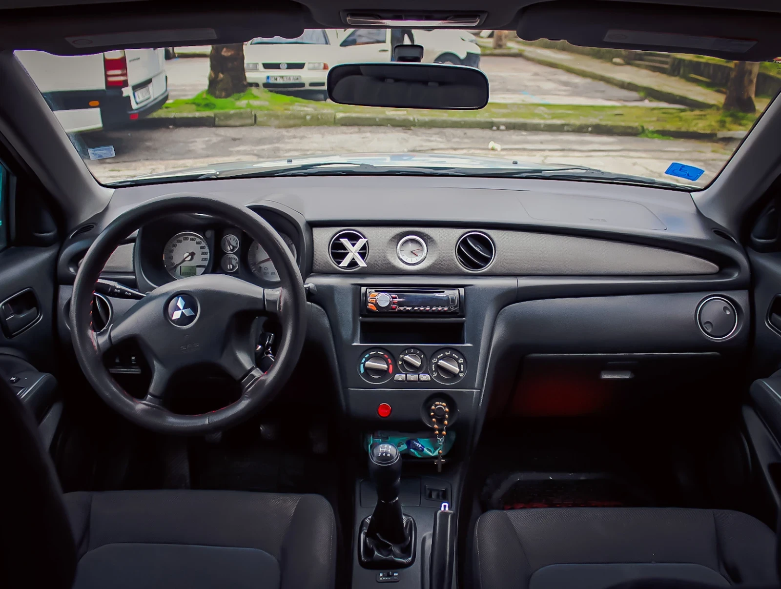 Mitsubishi Outlander  - изображение 8