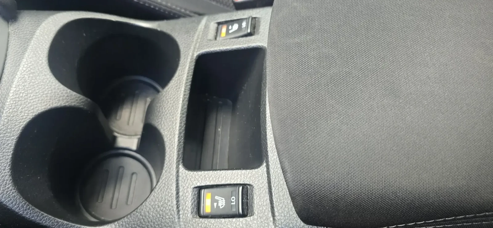 Nissan Qashqai 1.5 dci-110, снимка 9 - Автомобили и джипове - 54001167