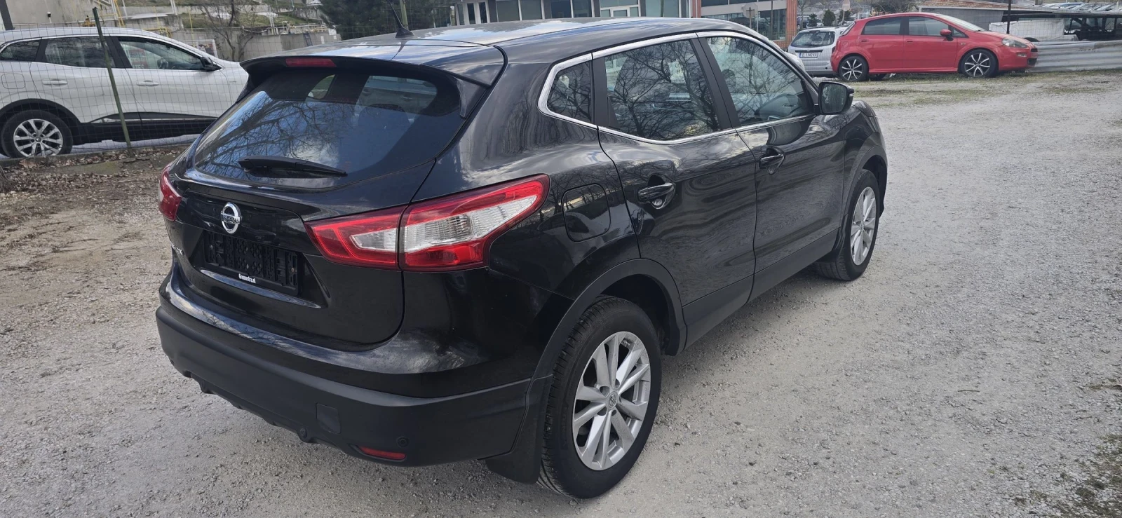 Nissan Qashqai 1.5 dci-110, снимка 5 - Автомобили и джипове - 54001167