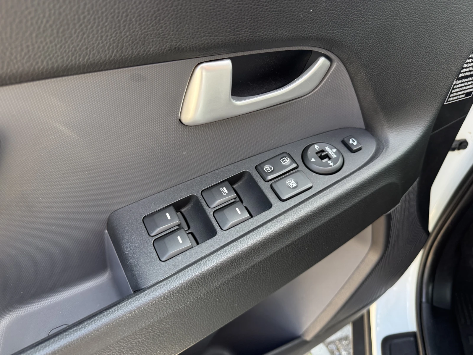 Kia Sportage 1.7CRDI, снимка 8 - Автомобили и джипове - 54245225