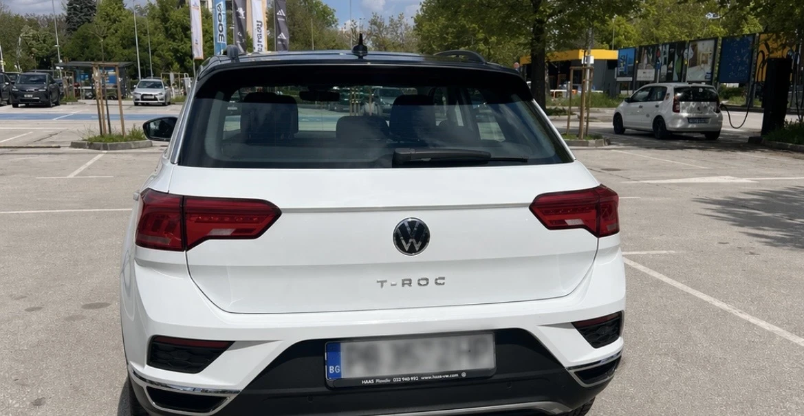 VW T-Roc, снимка 2 - Автомобили и джипове - 54293971