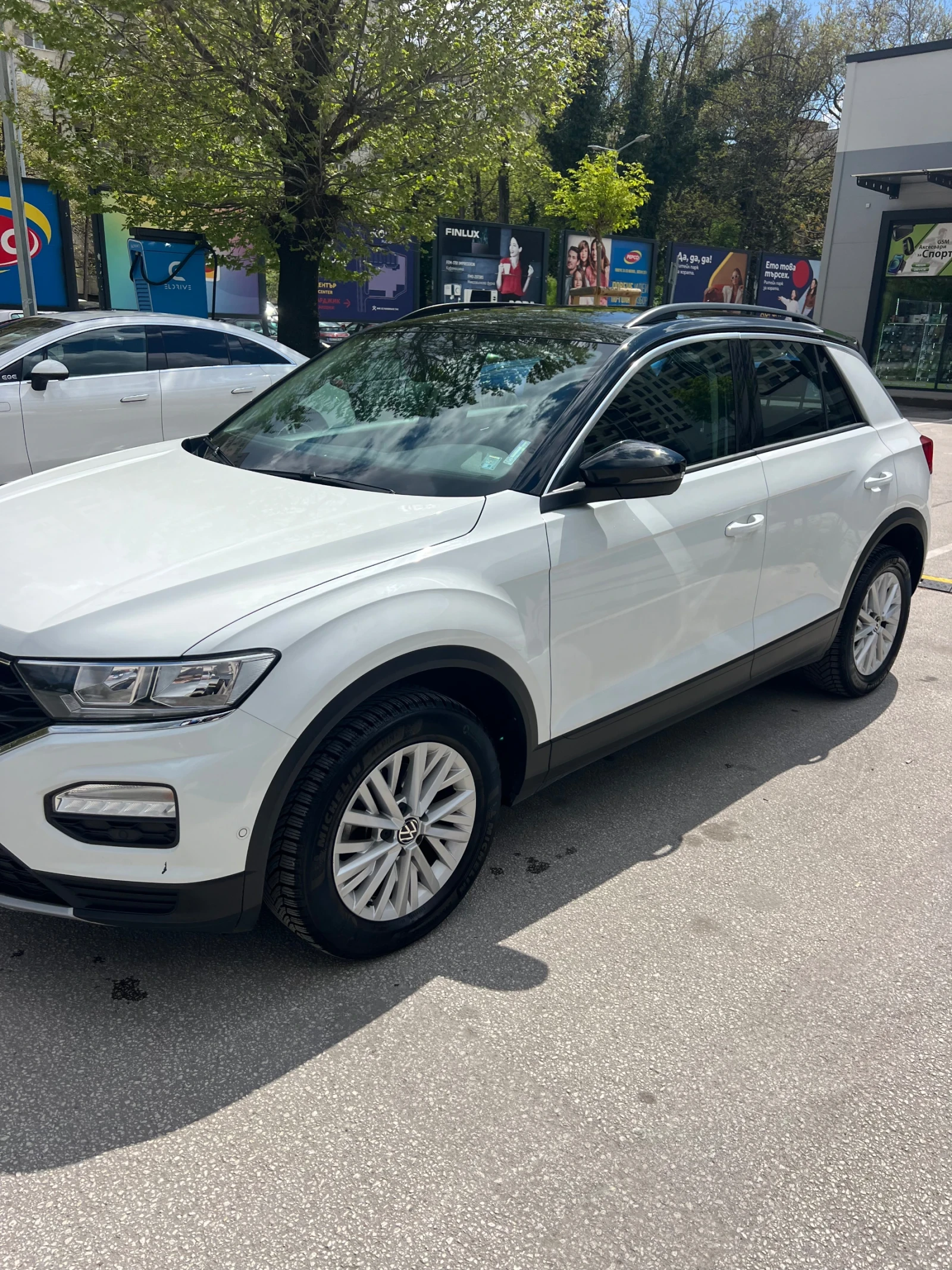 VW T-Roc, снимка 5 - Автомобили и джипове - 54293971