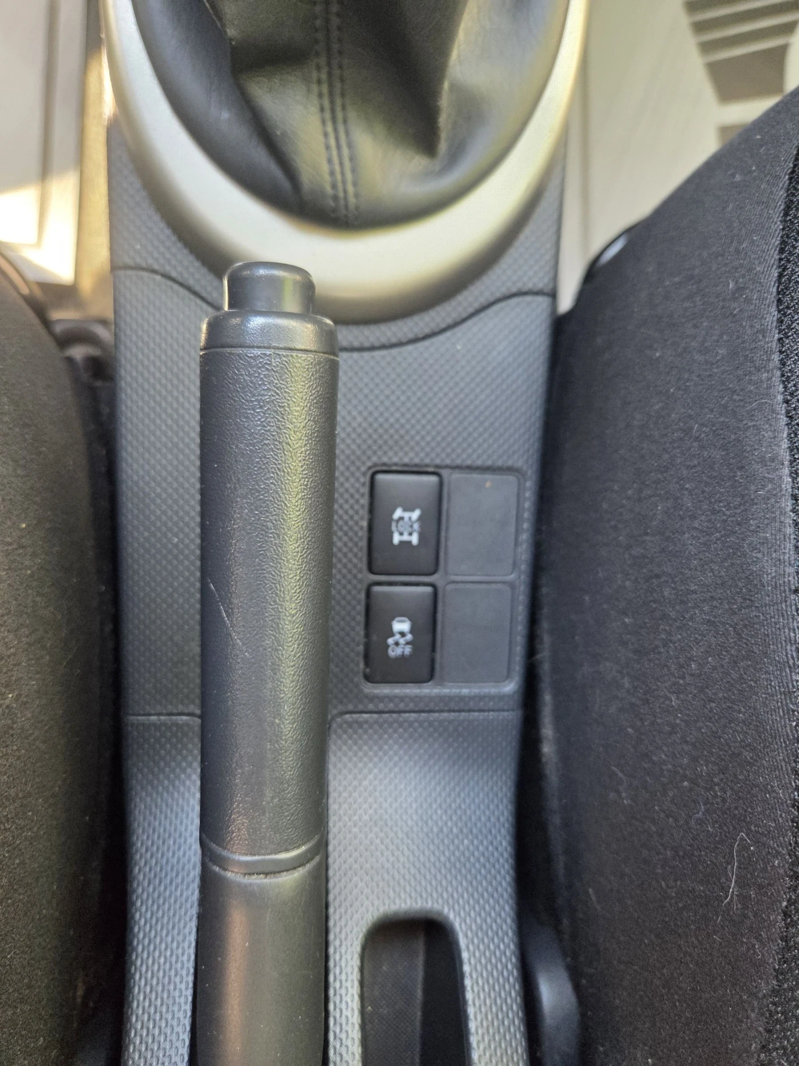 Toyota Urban Cruiser, снимка 11 - Автомобили и джипове - 54390169