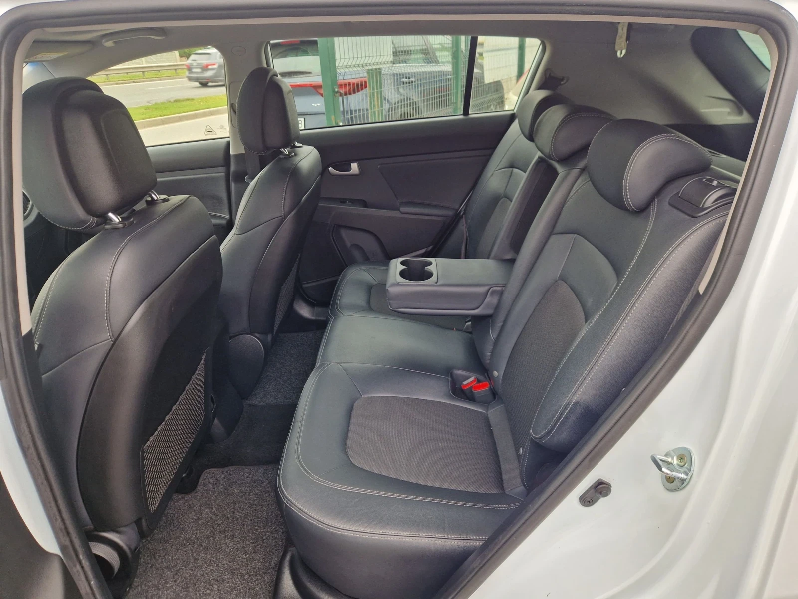 Kia Sportage 1.7CRDI 116HP.EVRO 6 ITALIA, снимка 13 - Автомобили и джипове - 54482029