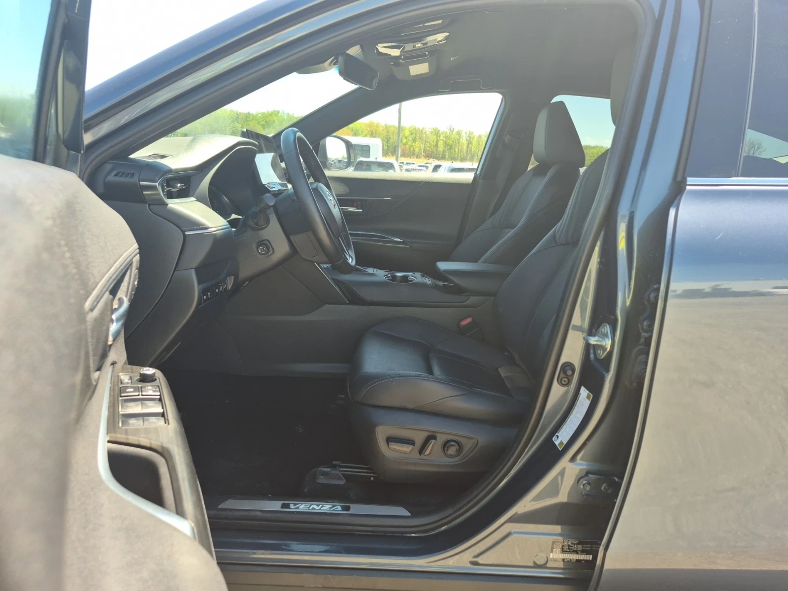 Toyota Venza XLE HYBRID * AWD * JBL * AWD * CARFAX * , снимка 6 - Автомобили и джипове - 54671205