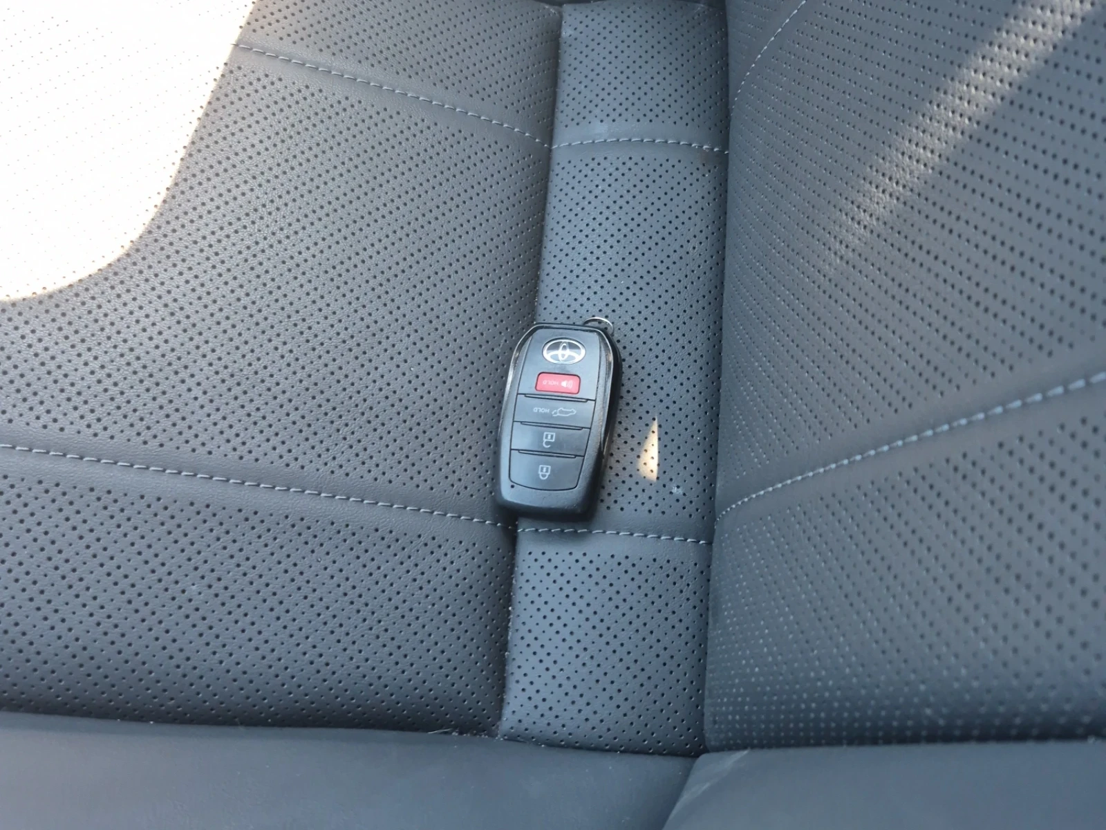 Toyota Venza XLE HYBRID * AWD * JBL * AWD * CARFAX * , снимка 10 - Автомобили и джипове - 54671205