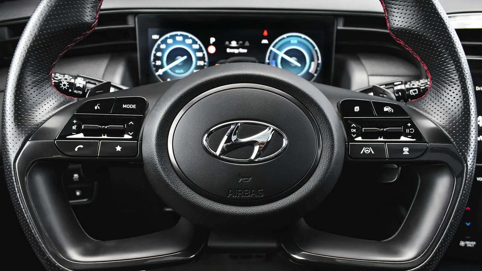 Hyundai Tucson 1.6 T-GDi N LINE Plug-in Hybrid 4x4 Automatic, снимка 9 - Автомобили и джипове - 54760134