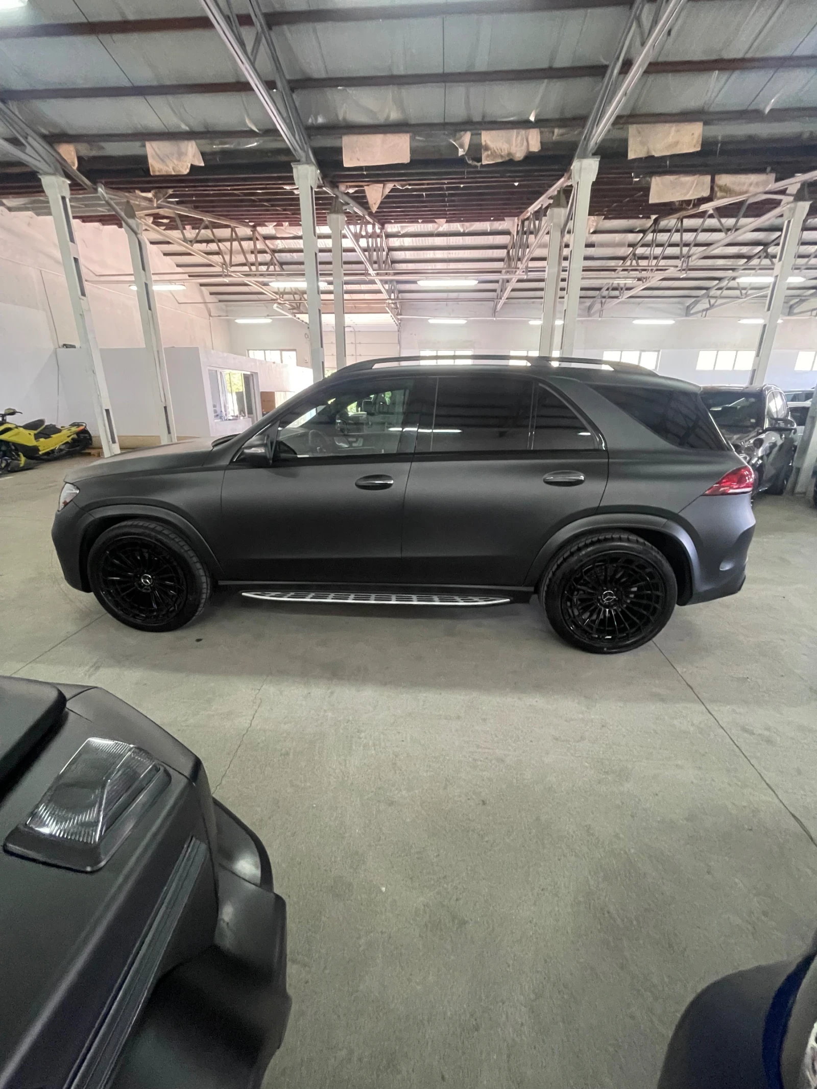 Mercedes-Benz GLE 450 AMG 6.3Face/Burm/Камера/Панорама/дистр/Лед/ТОП!!!, снимка 8 - Автомобили и джипове - 55053062