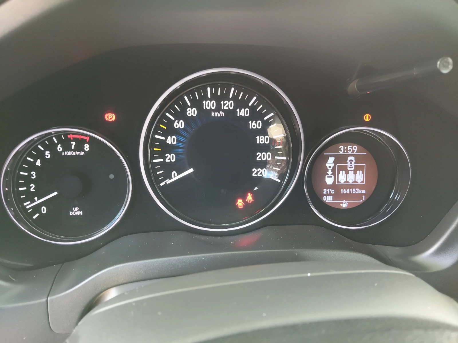 Honda Hr-v 1, 5i 131ps 6ck, снимка 8 - Автомобили и джипове - 55415710