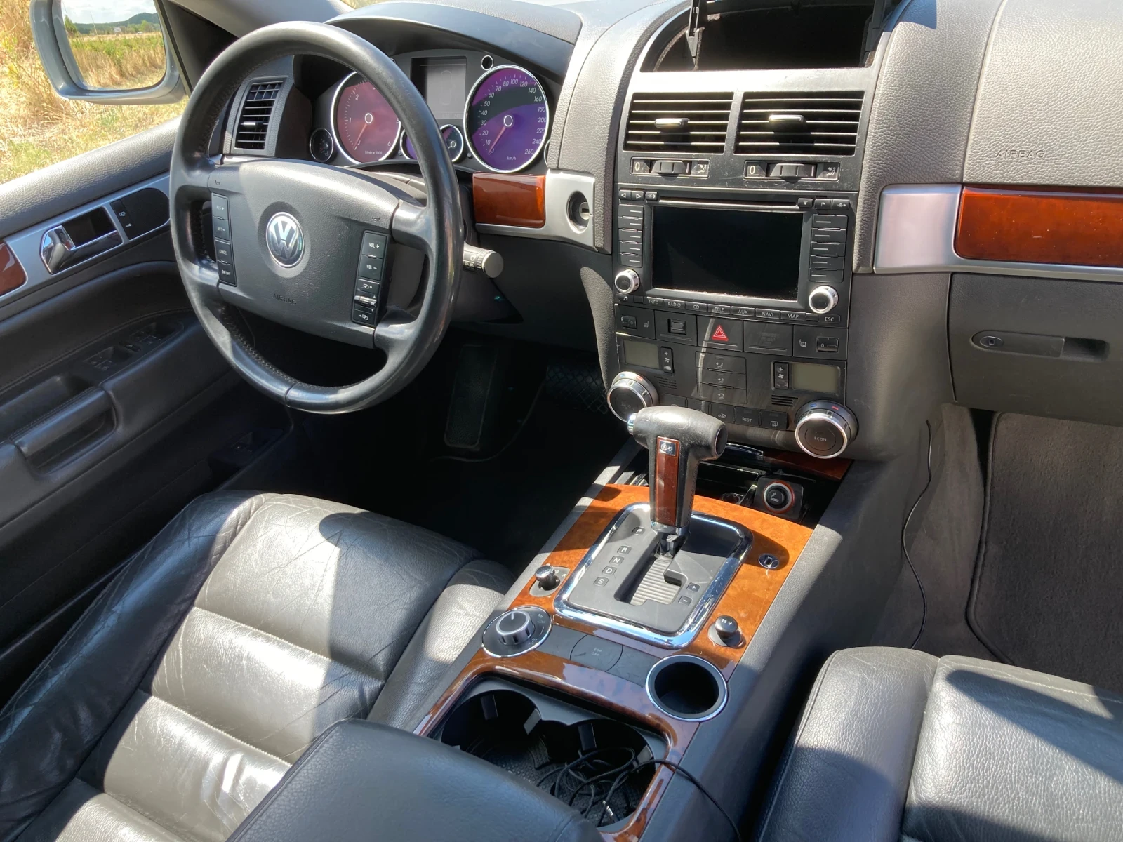 VW Touareg 2.5 R5, снимка 10 - Автомобили и джипове - 55672788