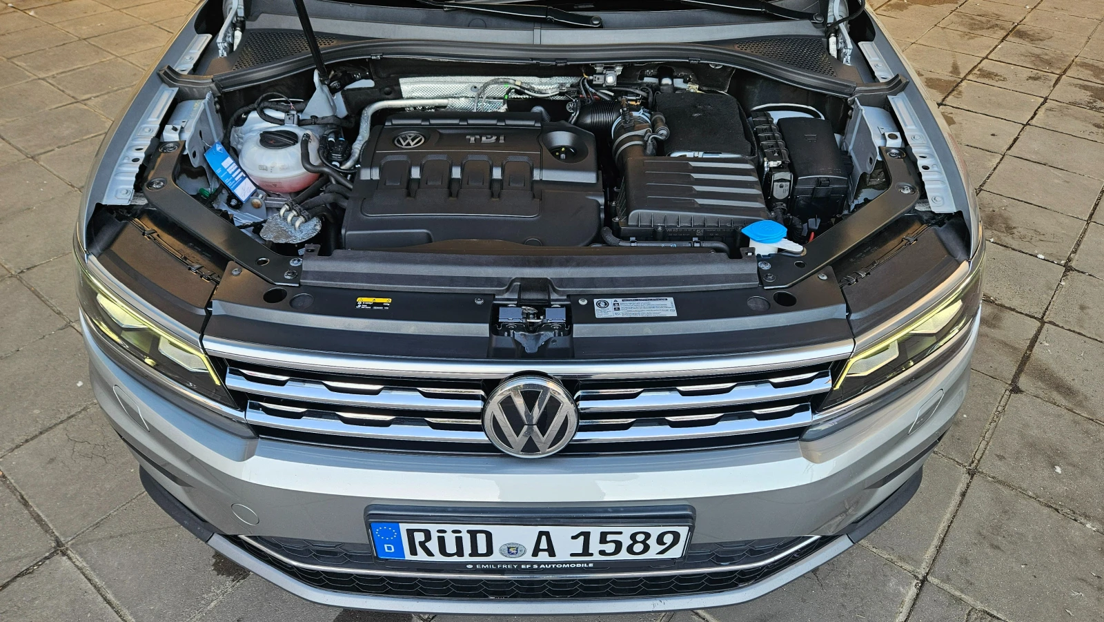 VW Tiguan 2.0TDI 4Motion DSG7 150 hp , снимка 9 - Автомобили и джипове - 56300432
