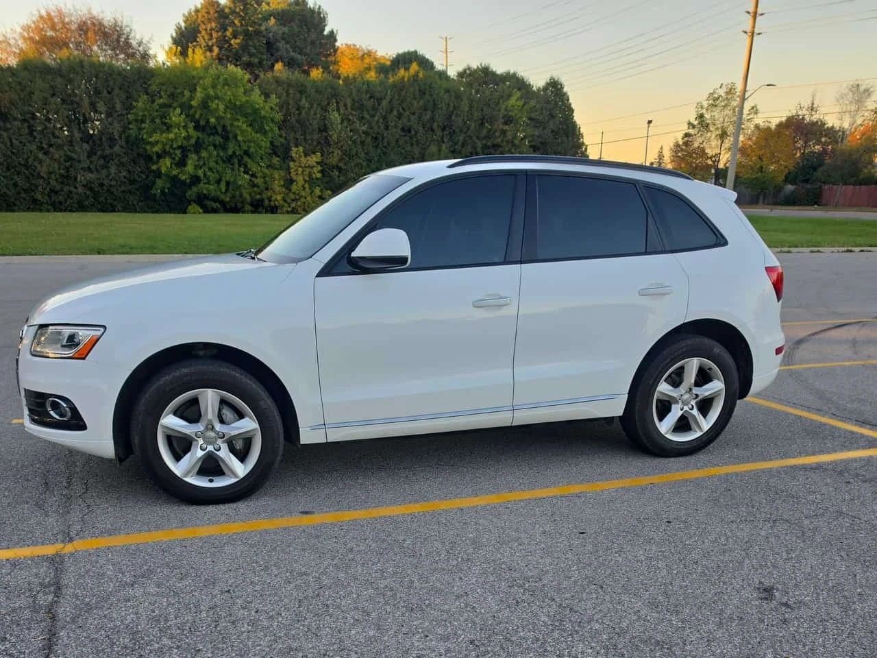 Audi Q5 * 2.0T Komfort * CARFAX *  | Mobile.bg � ����������� 2