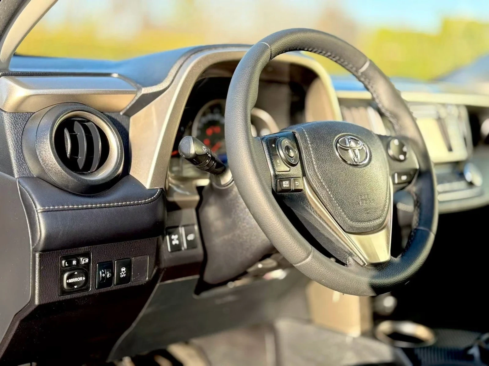 Toyota Rav4 Limited edition 4x4 D4D, снимка 2 - Автомобили и джипове - 56651933