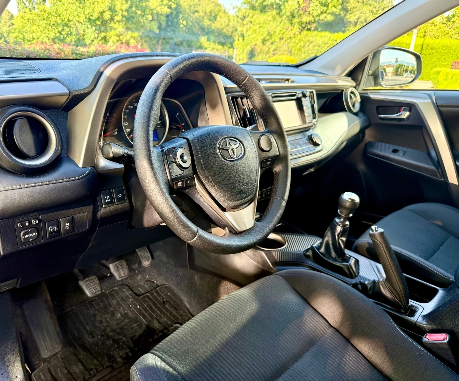 Toyota Rav4 Limited edition 4x4 D4D, снимка 13 - Автомобили и джипове - 56651933