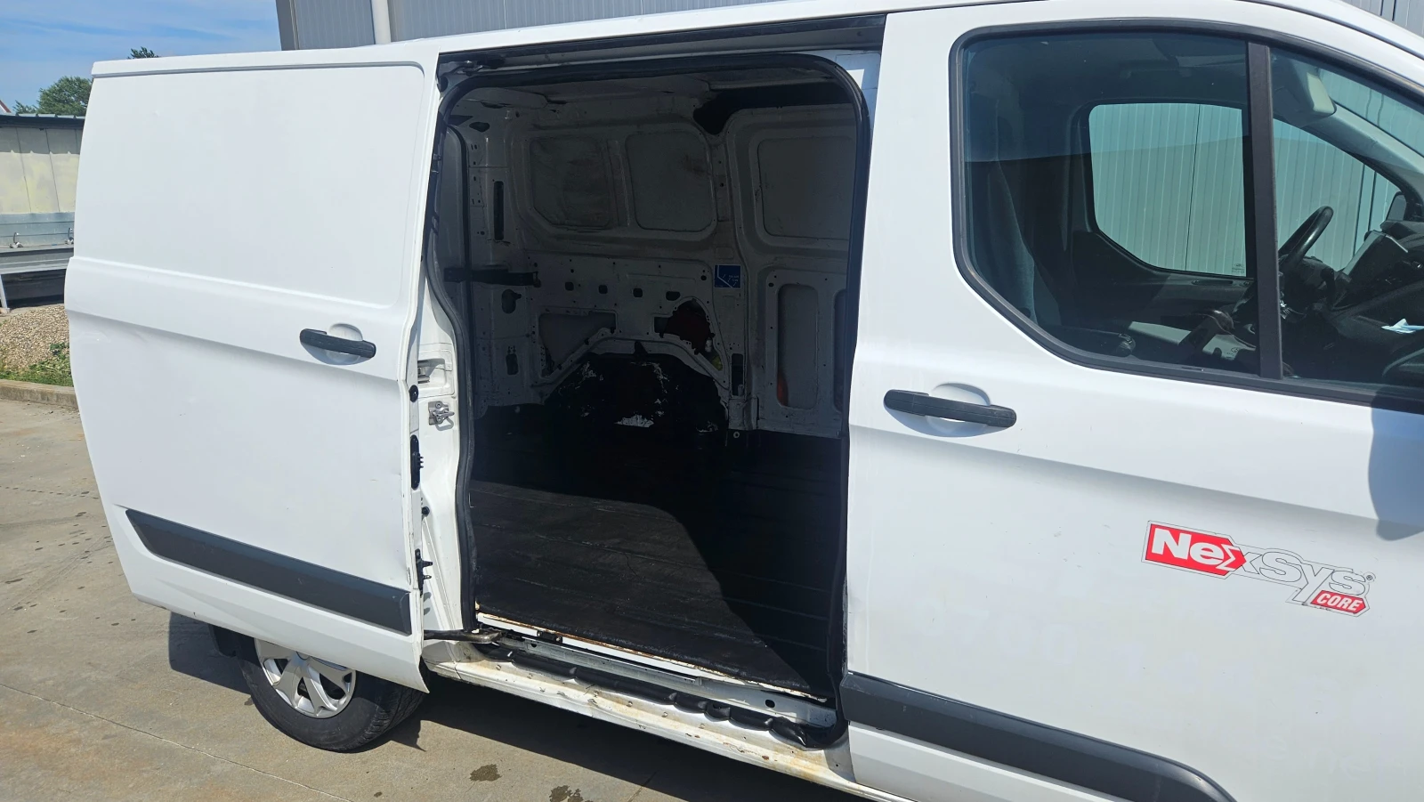 Ford Transit Custom, снимка 5 - Бусове и автобуси - 54765613