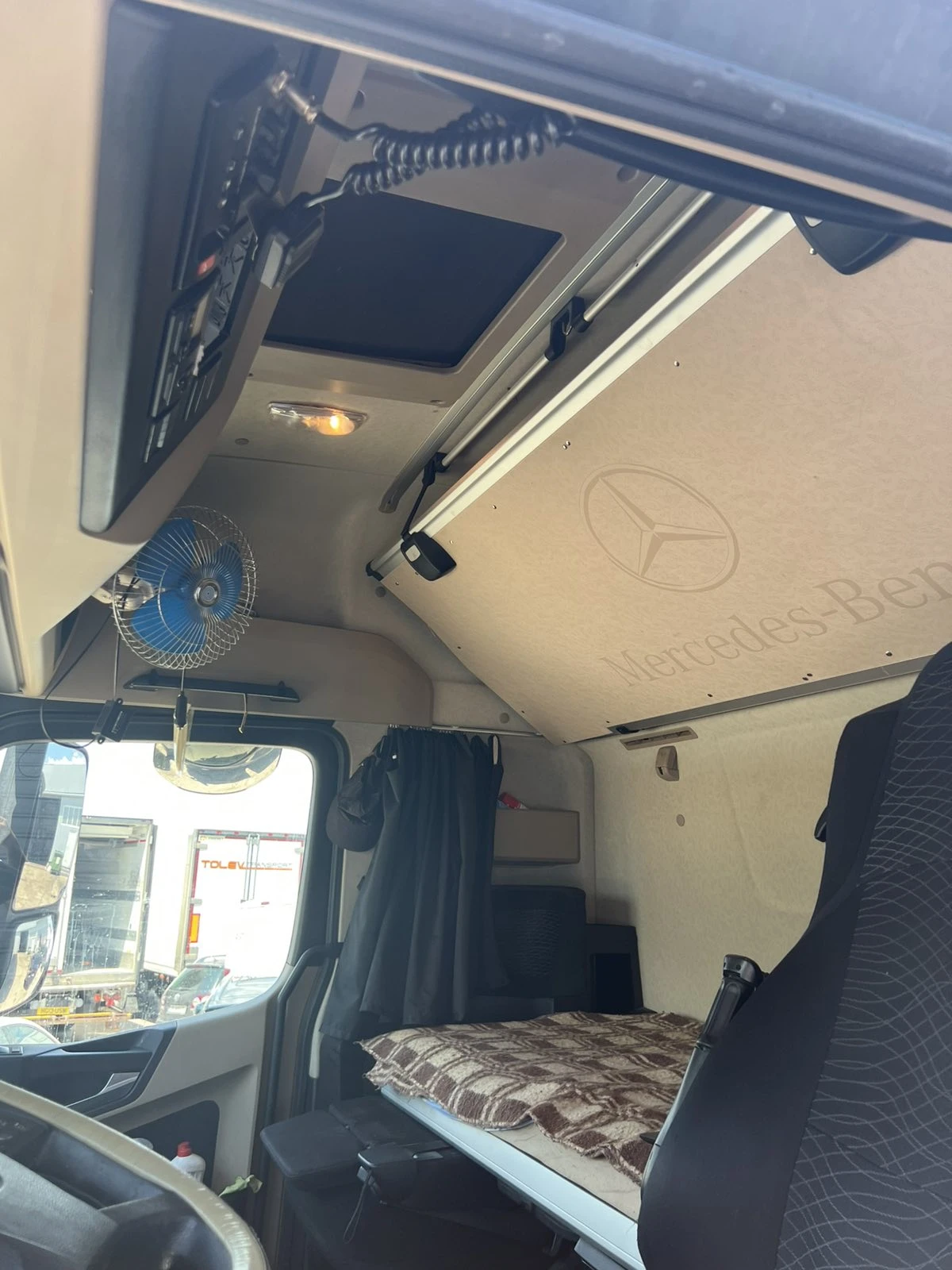 Mercedes-Benz Actros КОМПОЗИЦИЯ С ПОЛУРЕМАРКЕ KRONE SD 2013г. - изображение 7