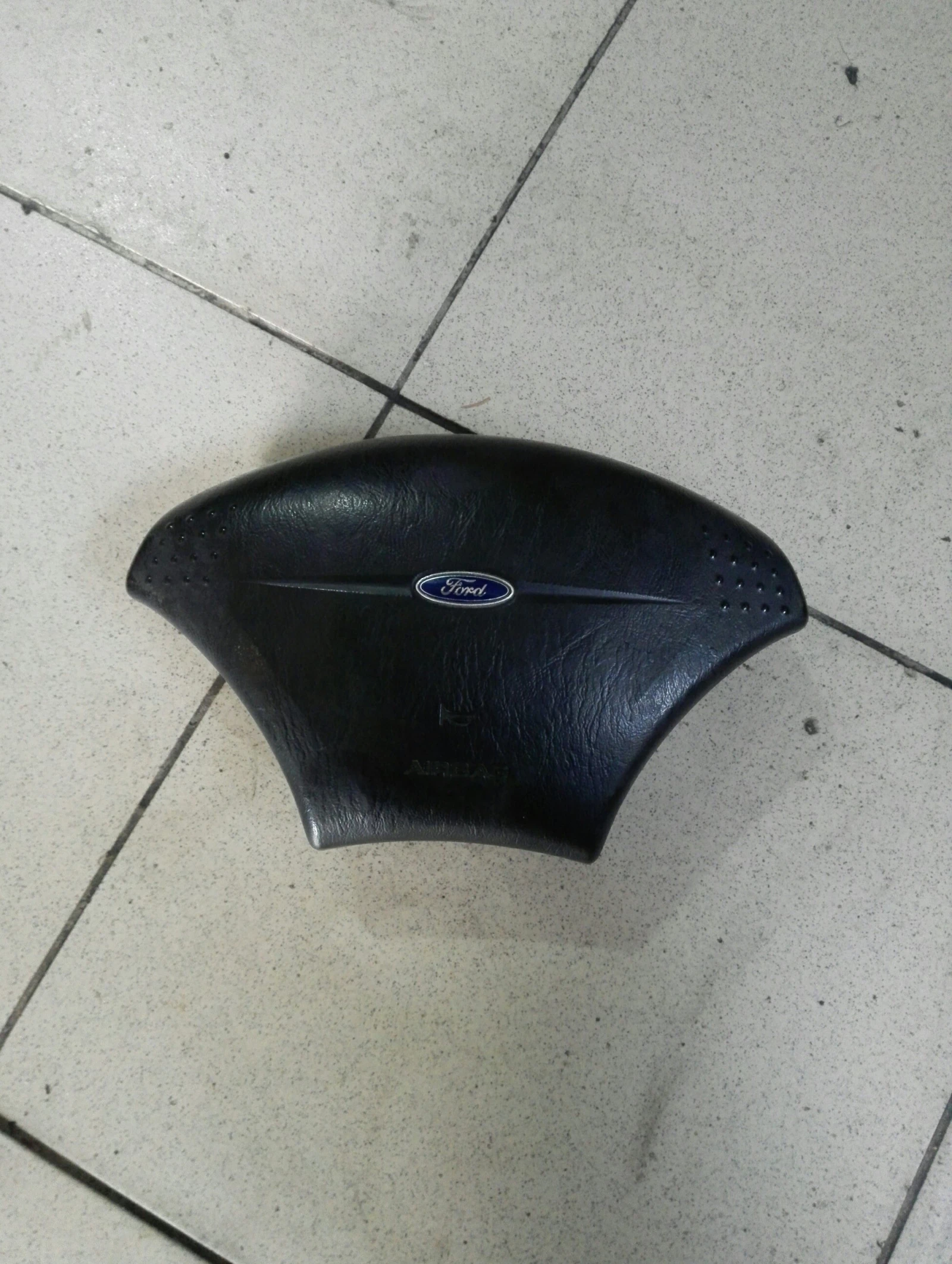 ������ ����� ���� ����� 1.8���� | Mobile.bg � ����������� 1