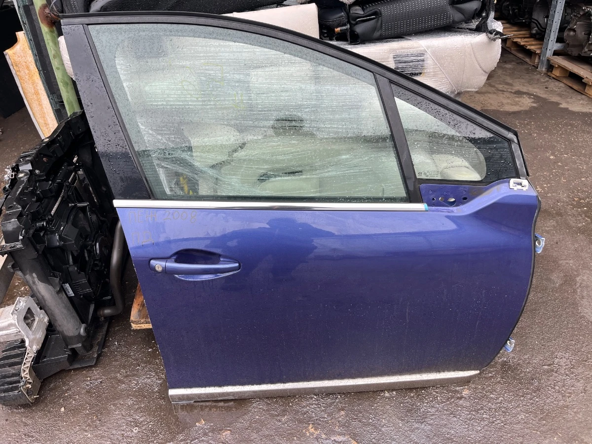 Предна дясна врата Subaru Legacy 2010-13г 1-133