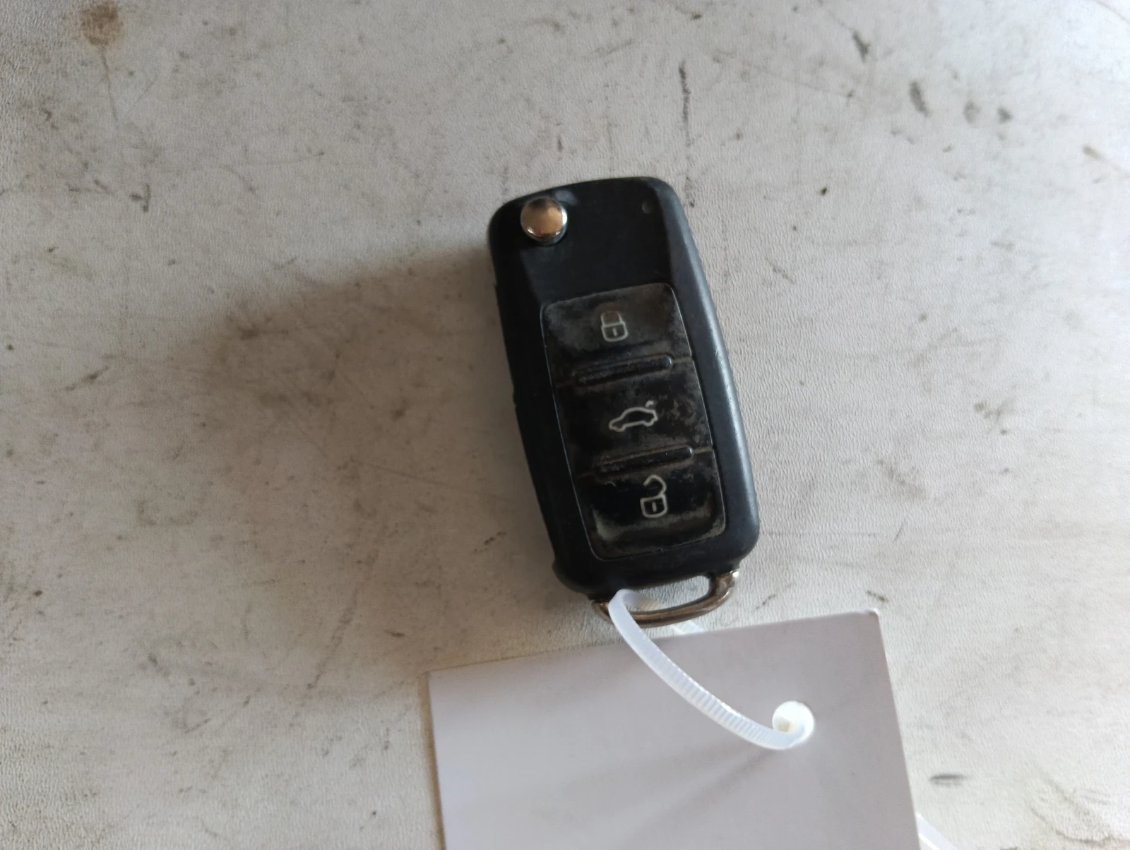 контактен ключ 5K0837202AD VW Tiguan