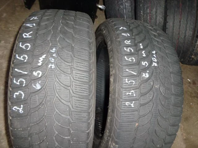 Гуми Всесезонни 235/55R17, снимка 12 - Гуми и джанти - 9721452