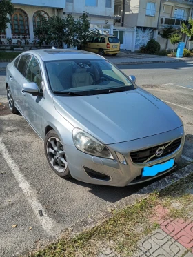 Volvo S60 2, 4 D5 AWD SUMMUM DISTRONIC, снимка 1